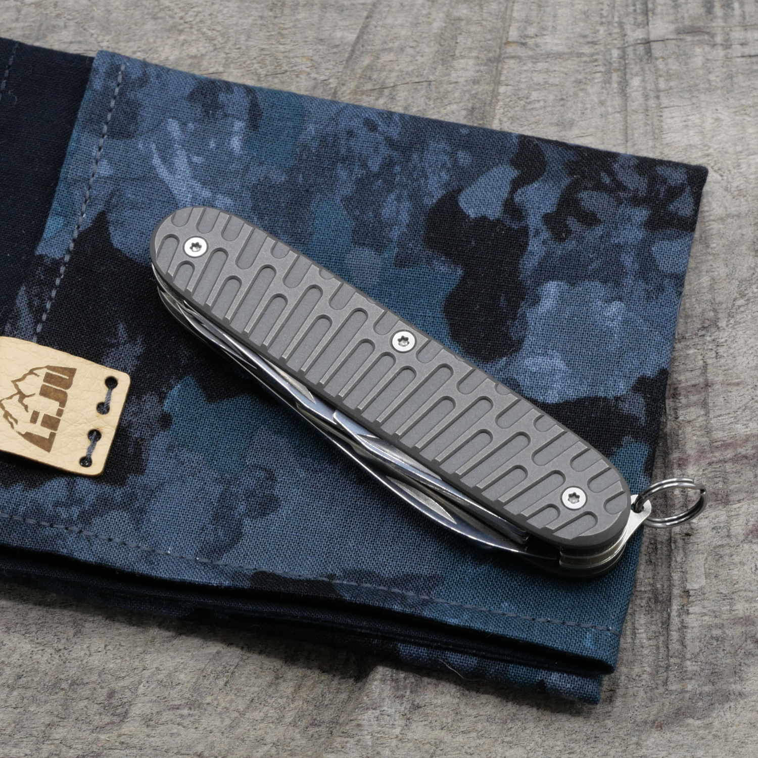 TITAN - ALIEN - dark wash - PIONEER-X- Titan Grade 5  (Ti 6AI 4V)  - 93mm